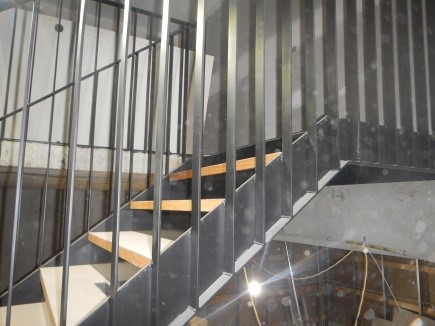 Stair to Level 1 Lift Foyer